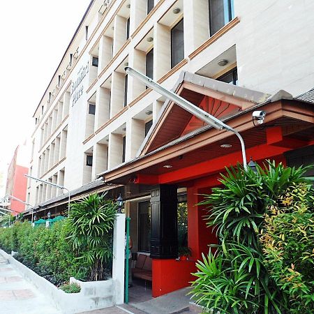 Oyo 434 Boonsiri Place Hotel Bangkok Exterior foto