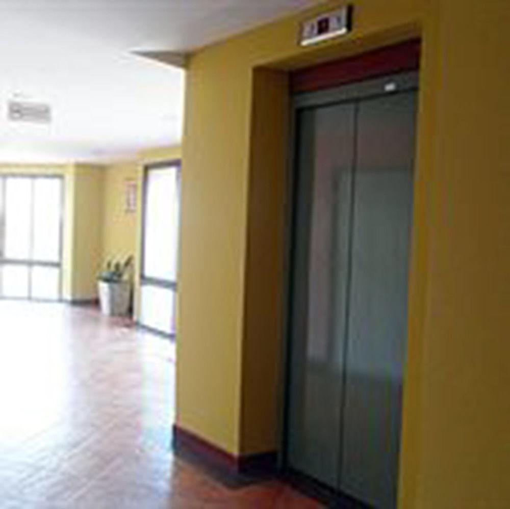 Oyo 434 Boonsiri Place Hotel Bangkok Exterior foto