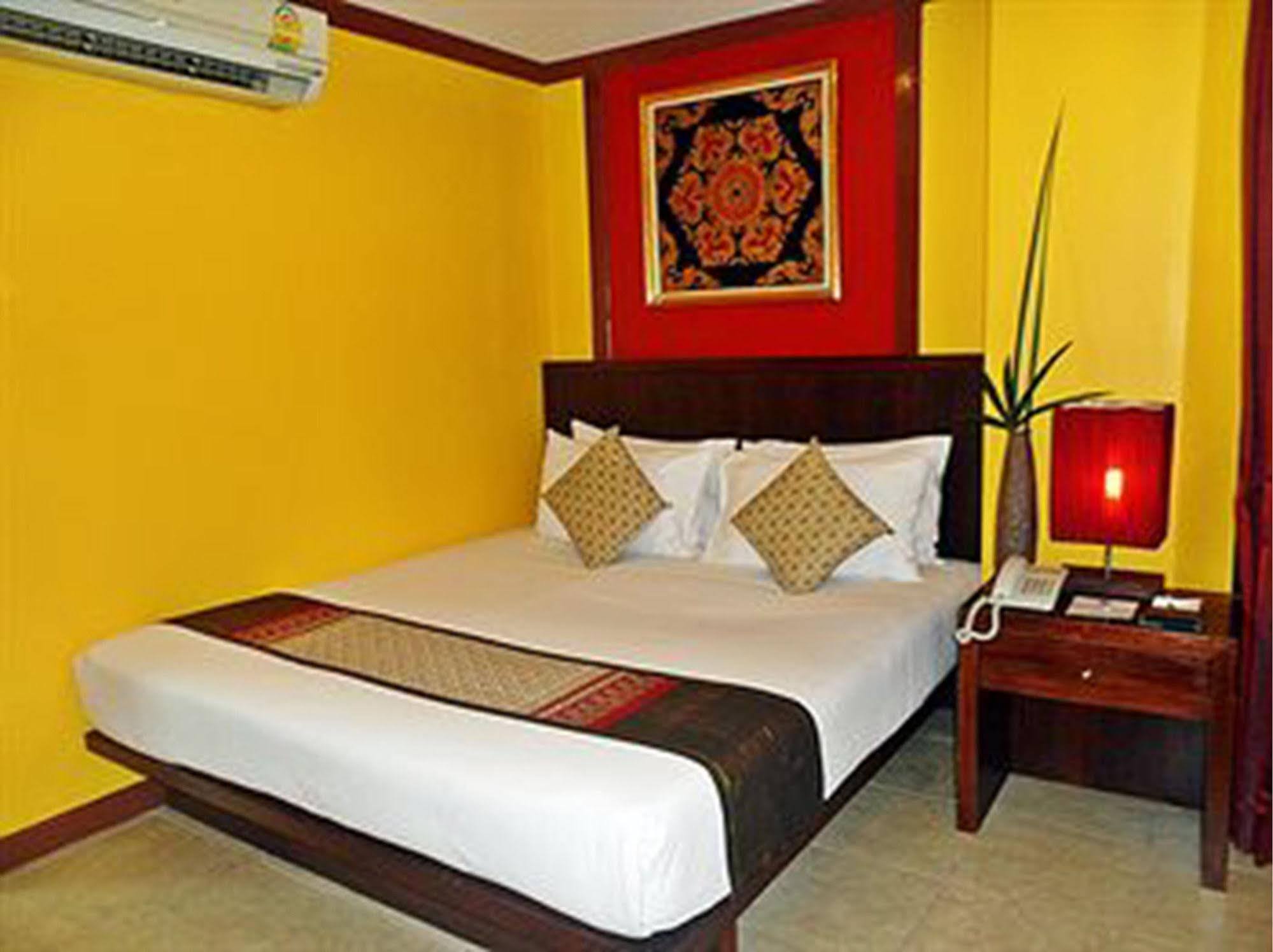 Oyo 434 Boonsiri Place Hotel Bangkok Exterior foto